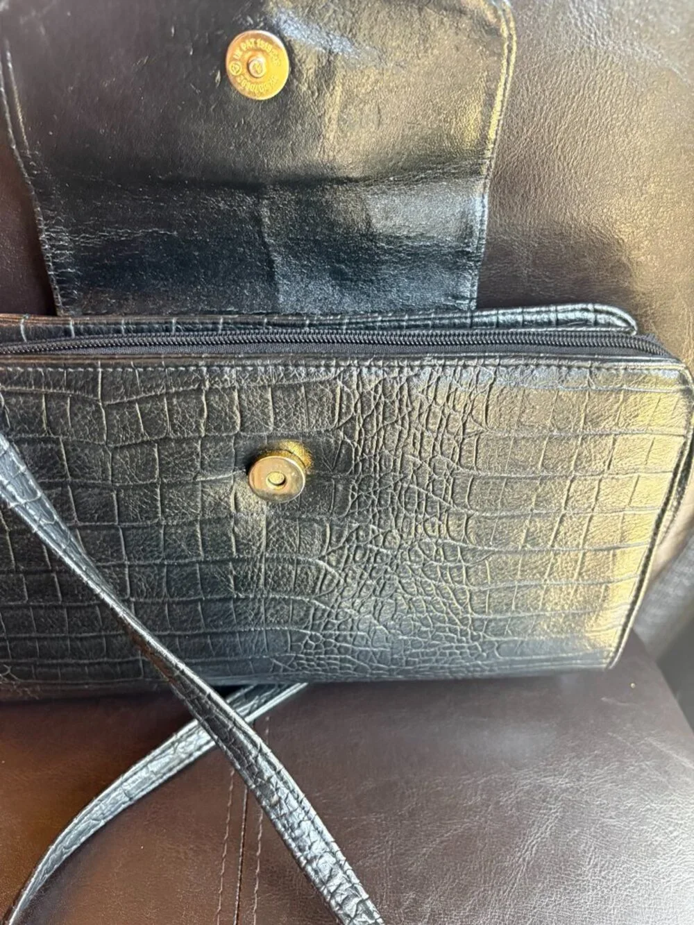 Vintage Star Brand Black Croc Embossed Handbag Gold Crocodile Clasp